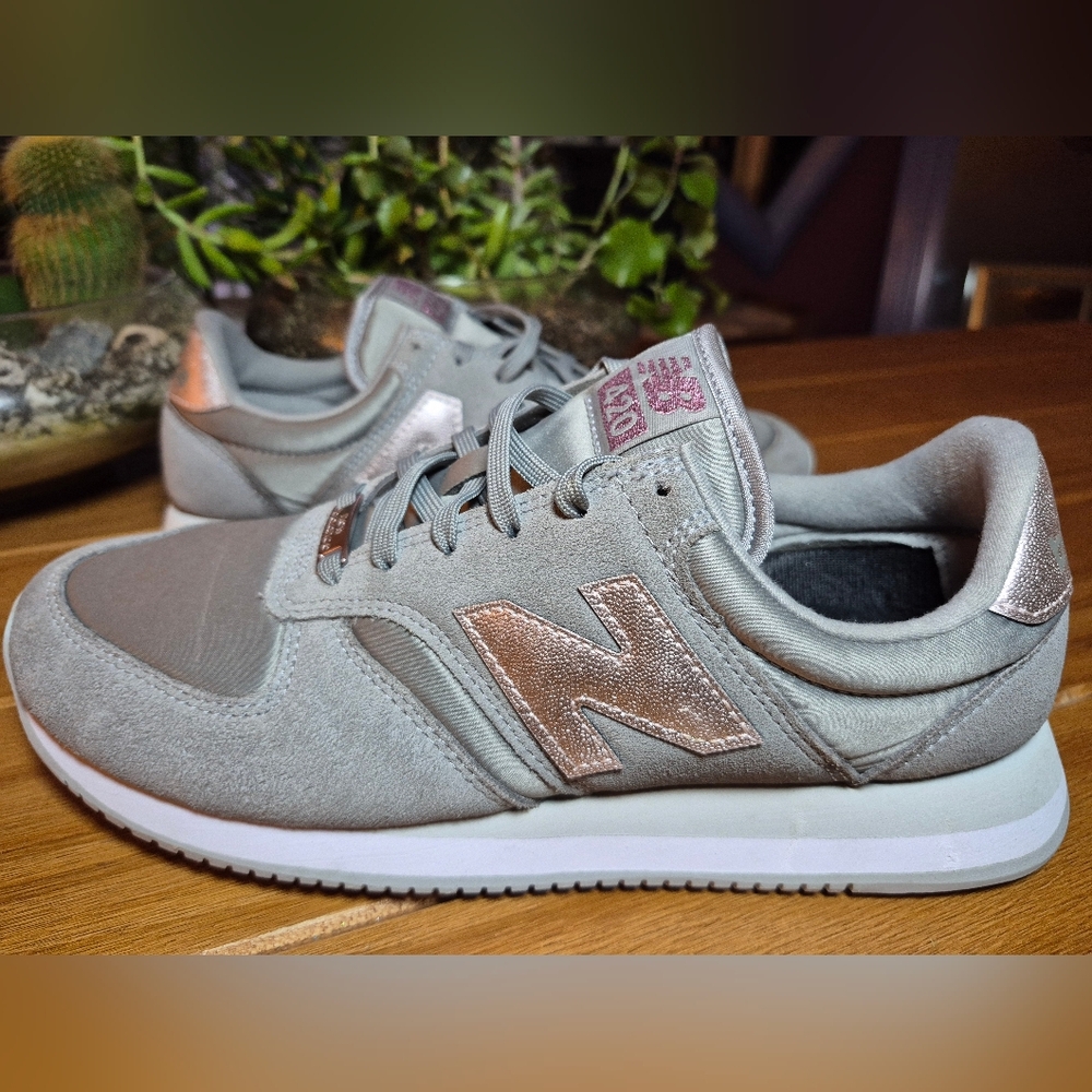 New Balance Women's Gray Sneakers with Rose Gold Logo